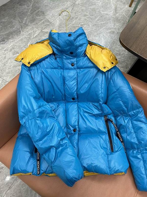 Moncler Women's Outwear 189